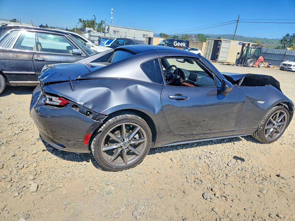 49773076 :رقم المزاد ، JM1NDAM70H0101218 vin ، 2017 Mazda Mx-5 Miata مزاد بيع