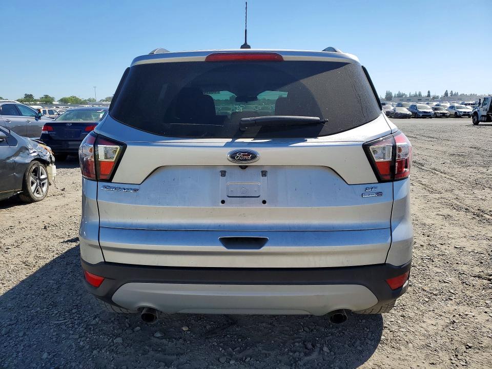 Продаж на аукціоні авто 2018 Ford Escape, vin: 1FMCU9GD1JUA98203, номер лоту: 46494026