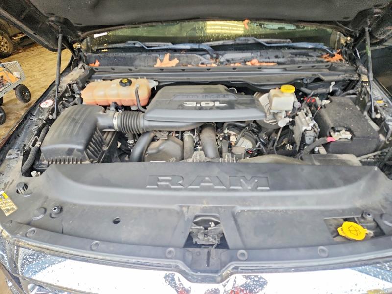 42077886 :رقم المزاد ، 1C6SRFJM6NN130482 vin ، 2022 Ram 1500 مزاد بيع