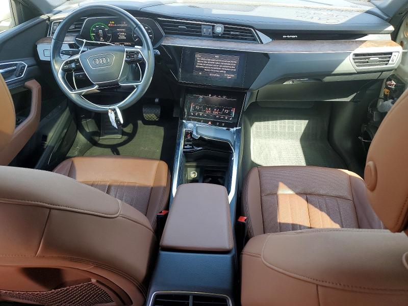 Продаж на аукціоні авто 2019 Audi E-tron, vin: WA1LAAGE0KB024074, номер лоту: 47697596