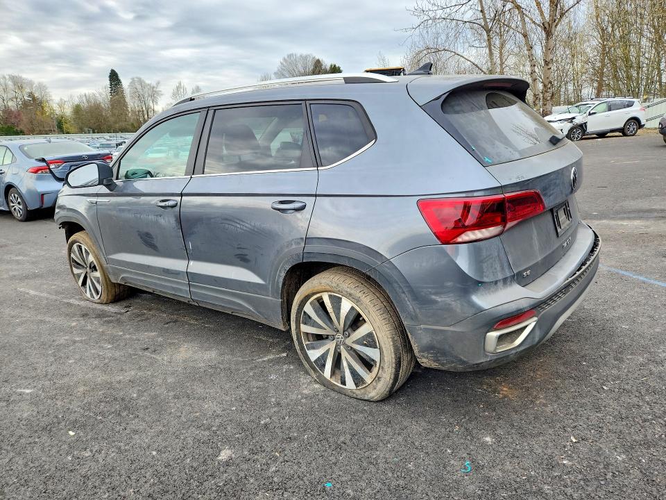2022 Volkswagen Taos მანქანა იყიდება აუქციონზე, vin: 3VVWX7B25NM019937, აუქციონის ნომერი: 46384666