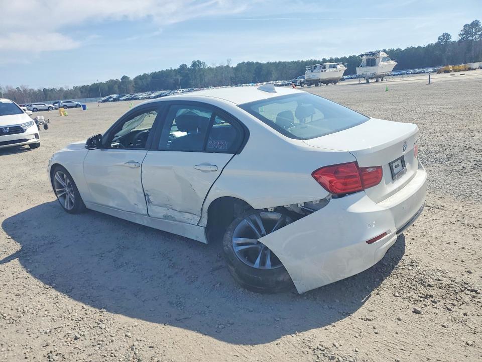 2015 Bmw 328 მანქანა იყიდება აუქციონზე, vin: WBA3C1C58FK124349, აუქციონის ნომერი: 79820885