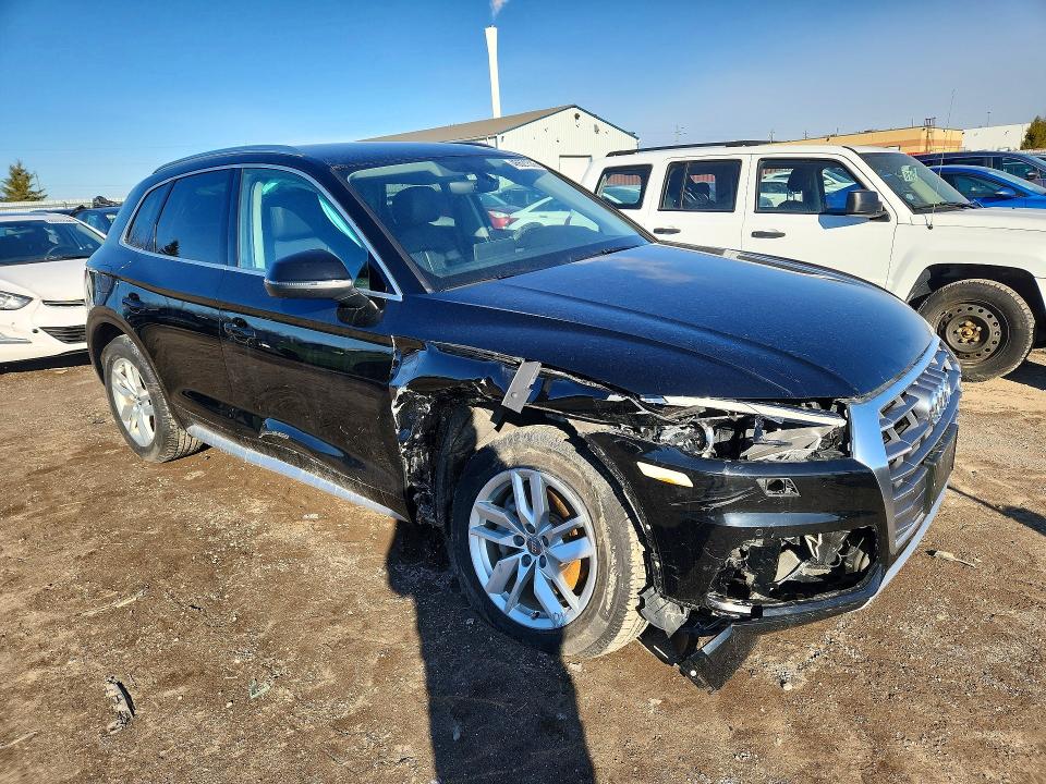 46621536 :رقم المزاد ، WA1ANAFY2J2217946 vin ، 2018 Audi Q5 مزاد بيع
