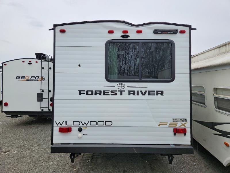 47106176 :رقم المزاد ، 4X4TWDY22SY102889 vin ، 2025 Foresriver Wildwood Towables مزاد بيع
