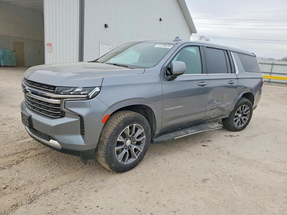 47328526 :رقم المزاد ، 1GNSKCKD8MR416584 vin ، 2021 Chevrolet Suburban مزاد بيع