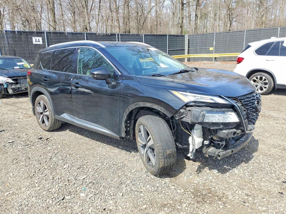47162676 :رقم المزاد ، 5N1BT3CB1NC701887 vin ، 2022 Nissan Rogue مزاد بيع