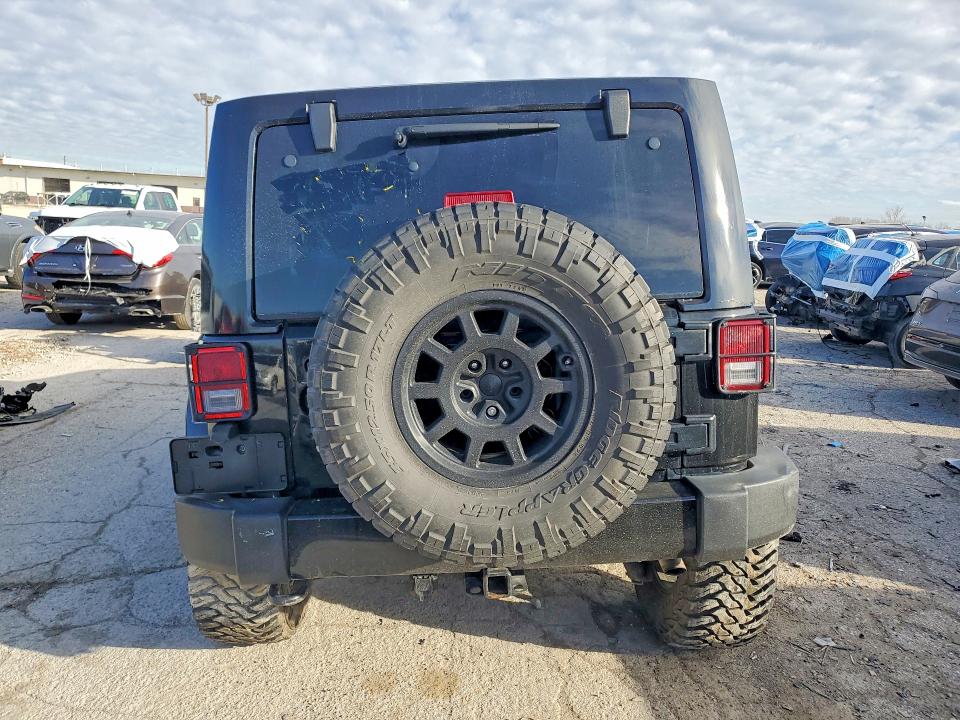 2015 Jeep Wrangler Unlimited მანქანა იყიდება აუქციონზე, vin: 1C4BJWEG0FL713907, აუქციონის ნომერი: 46244686