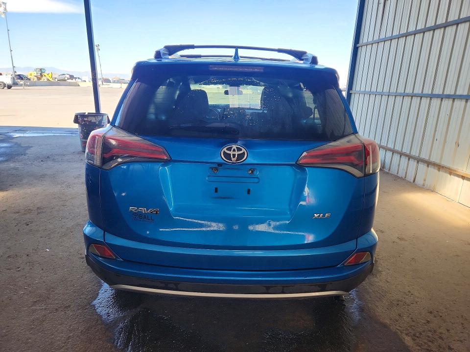 46207866 :رقم المزاد ، JTMWFREV5HD096715 vin ، 2017 Toyota Rav4 مزاد بيع