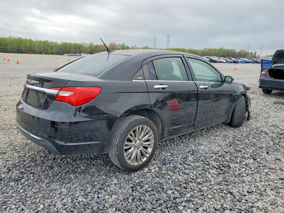 Auction sale of the 2011 Chrysler 200, vin: 1C3BC2FB7BN600660, lot number: 48085736