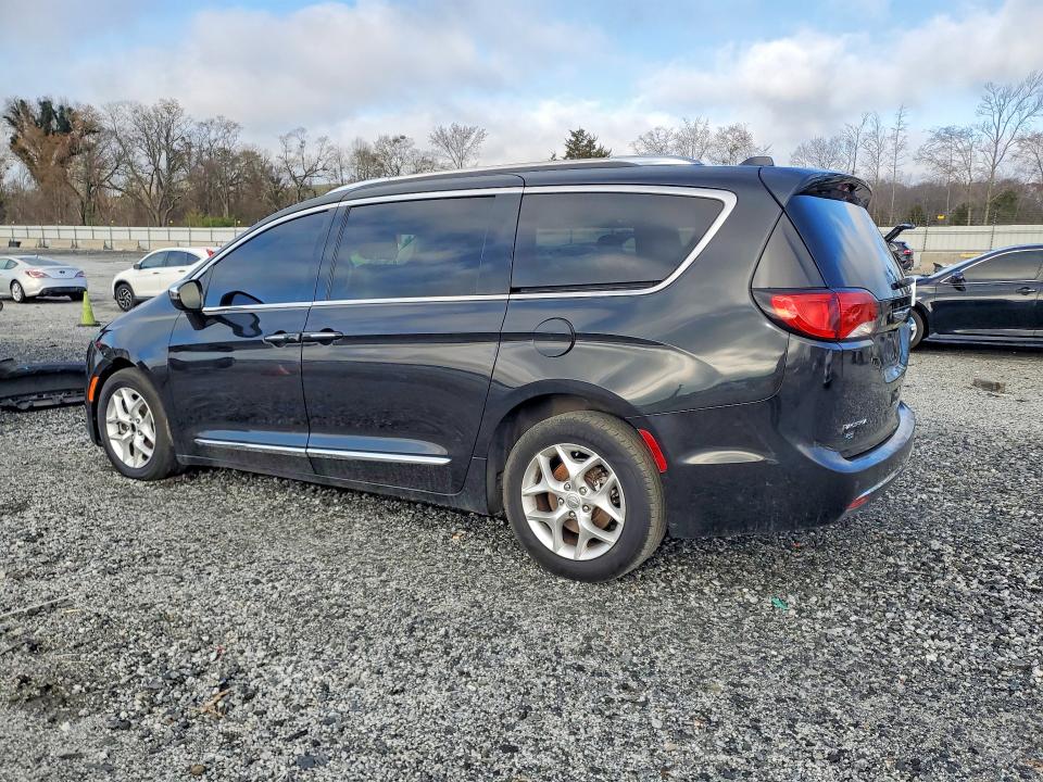 Продажа на аукционе авто 2020 Chrysler Pacifica, vin: 2C4RC1GGXLR290247, номер лота: 45463036