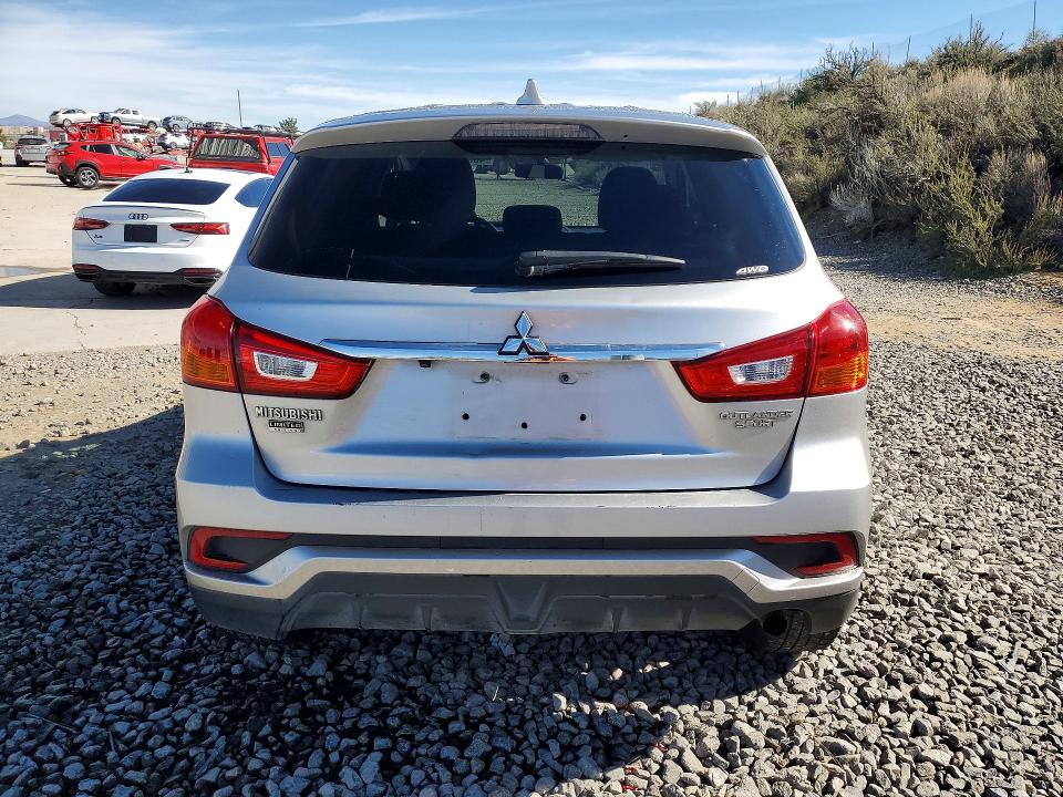 Продаж на аукціоні авто 2018 Mitsubishi Outlander Sport, vin: JA4AR3AU1JU011784, номер лоту: 46325046
