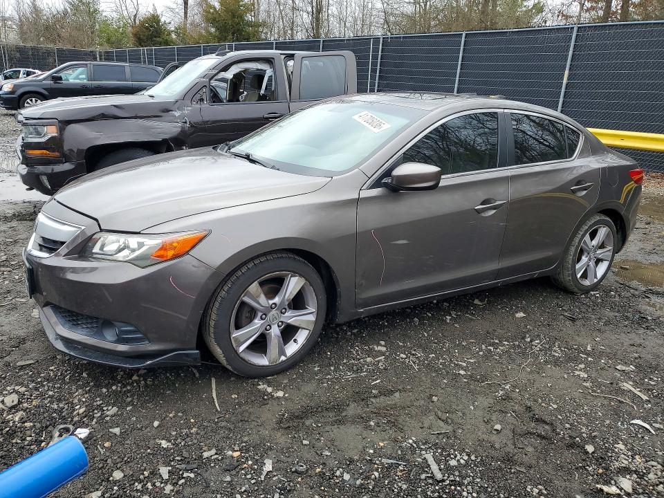 41705036 :رقم المزاد ، 19VDE1F53DE006702 vin ، 2013 Acura Ilx مزاد بيع