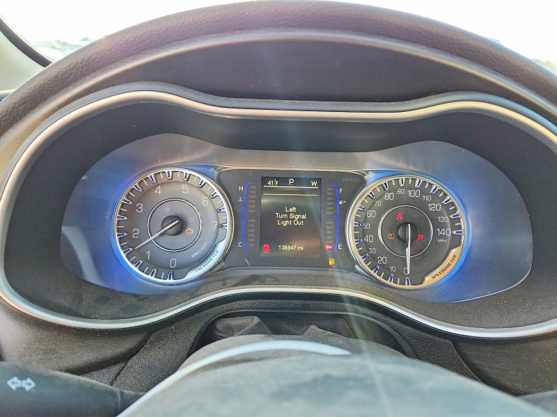 2015 Chrysler 200 მანქანა იყიდება აუქციონზე, vin: 1C3CCCAB5FN697364, აუქციონის ნომერი: 45924896
