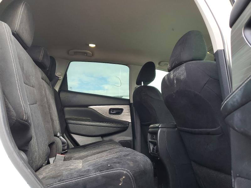45700516 :رقم المزاد ، 5N1AZ2MGXJN173277 vin ، 2018 Nissan Murano مزاد بيع