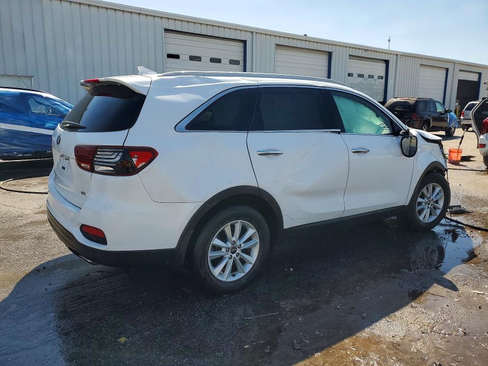 46554536 :رقم المزاد ، 5XYPG4A30KG591311 vin ، 2019 Kia Sorento مزاد بيع