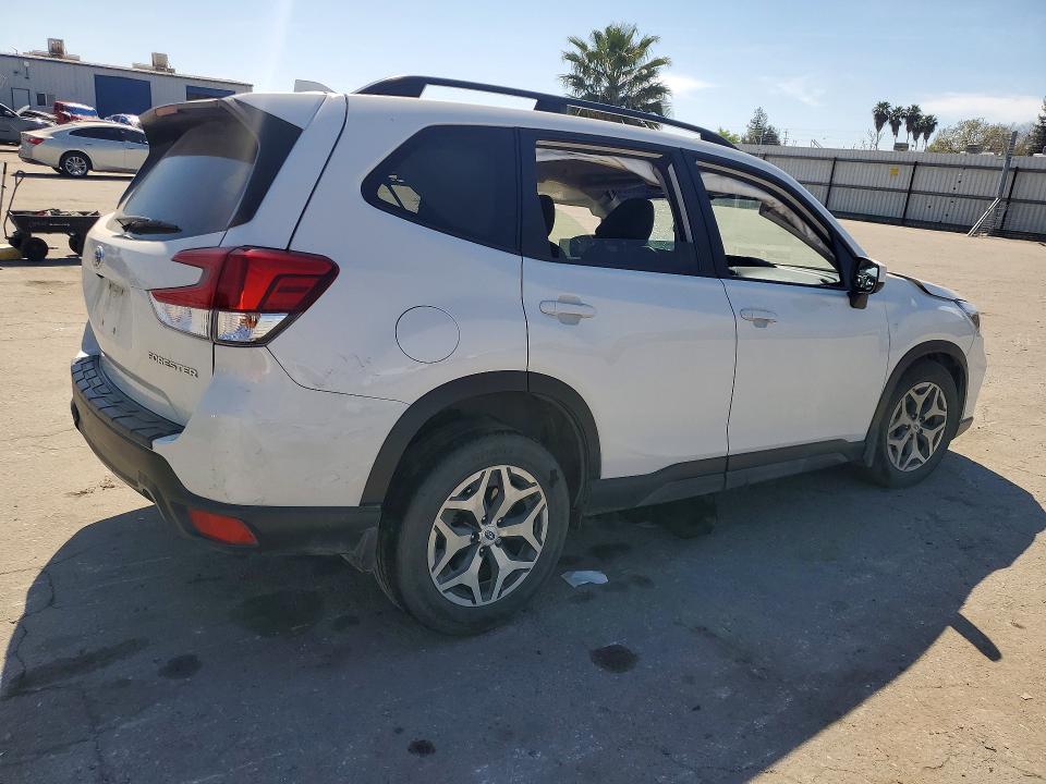 Продаж на аукціоні авто 2019 Subaru Forester, vin: JF2SKAEC1KH594762, номер лоту: 45660026