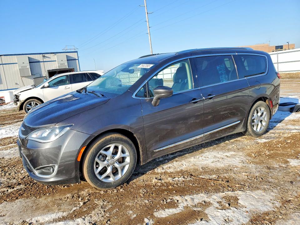 2020 Chrysler Pacifica მანქანა იყიდება აუქციონზე, vin: 2C4RC1BG4LR109893, აუქციონის ნომერი: 79447095
