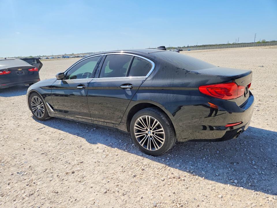 47268306 :رقم المزاد ، WBAJA7C57JWA74208 vin ، 2018 Bmw 530 مزاد بيع