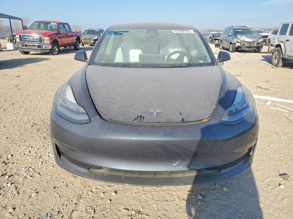 2022 Tesla Model 3 მანქანა იყიდება აუქციონზე, vin: 5YJ3E1EB5NF259042, აუქციონის ნომერი: 47369126