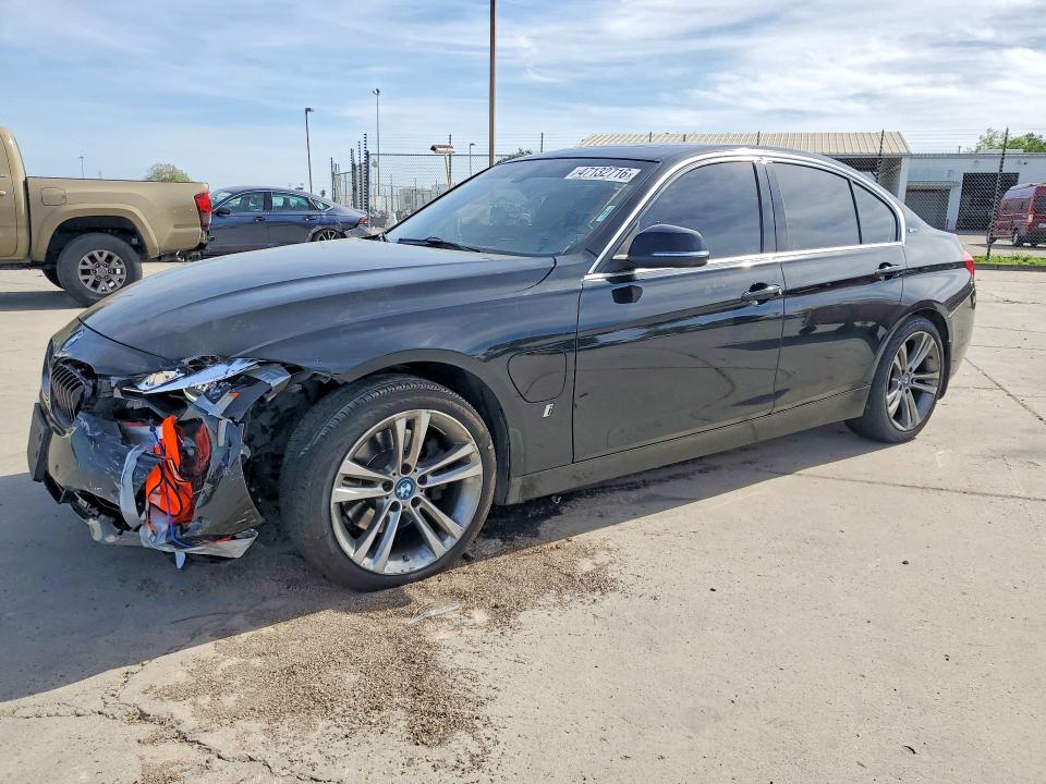 47132716 :رقم المزاد ، WBA8E1C31HA156826 vin ، 2017 Bmw 330e مزاد بيع
