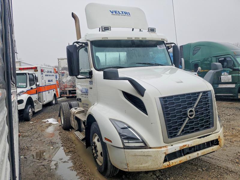 Продаж на аукціоні авто 2019 Volvo Vnr, vin: 4V4W19DF7KN217890, номер лоту: 79574265