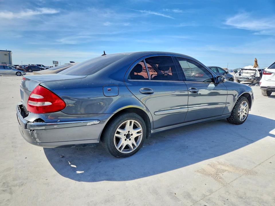 Продажа на аукционе авто 2006 Mercedes-benz E, vin: WDBUF56J76A779427, номер лота: 46350496