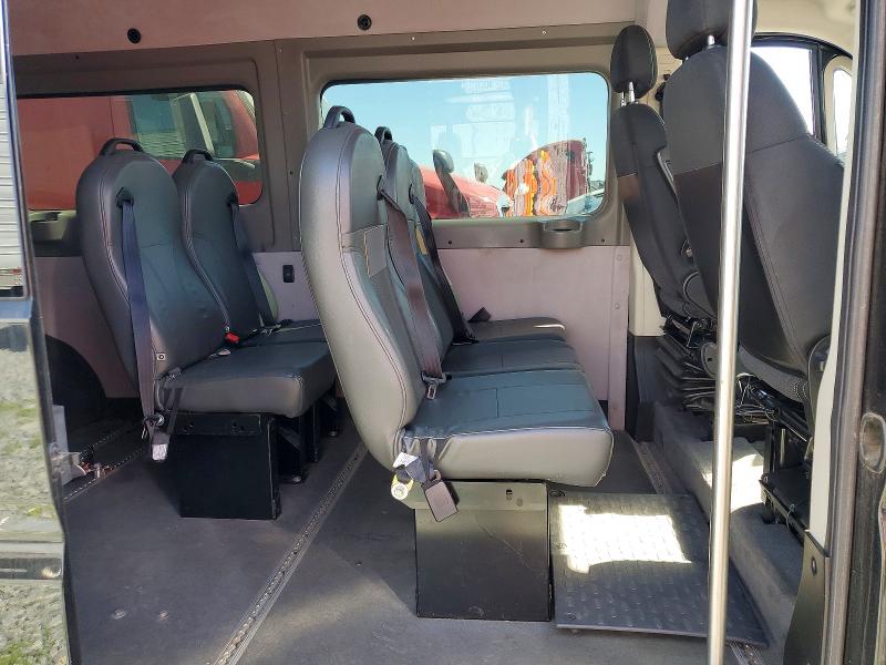 41691716 :رقم المزاد ، 3C6TRVPG6FE520861 vin ، 2015 Ram Promaster 2500 مزاد بيع