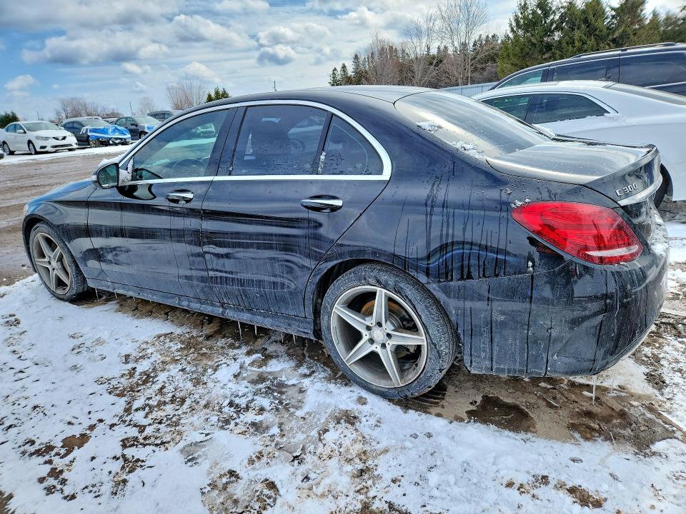 2015 Mercedes-benz C მანქანა იყიდება აუქციონზე, vin: 55SWF4KB7FU053639, აუქციონის ნომერი: 46037356
