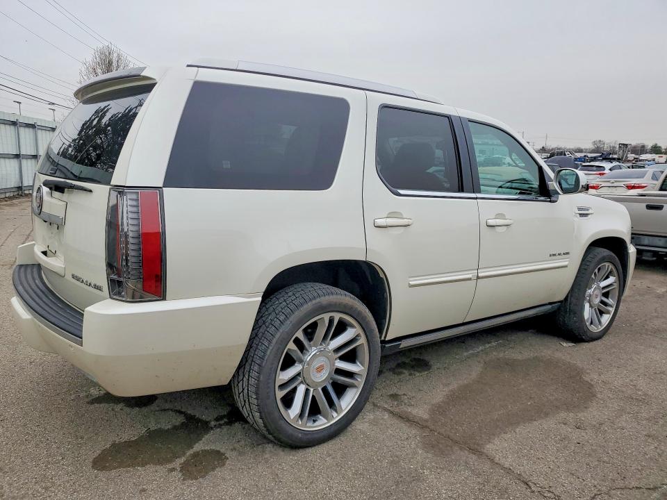 45828656 :رقم المزاد ، 1GYS4CEF9ER166428 vin ، 2014 Cadillac Escalade مزاد بيع