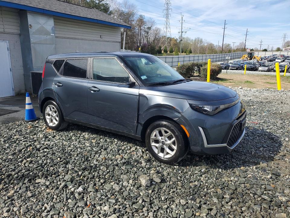 2024 Kia Soul მანქანა იყიდება აუქციონზე, vin: KNDJ23AU8R7241262, აუქციონის ნომერი: 47259636
