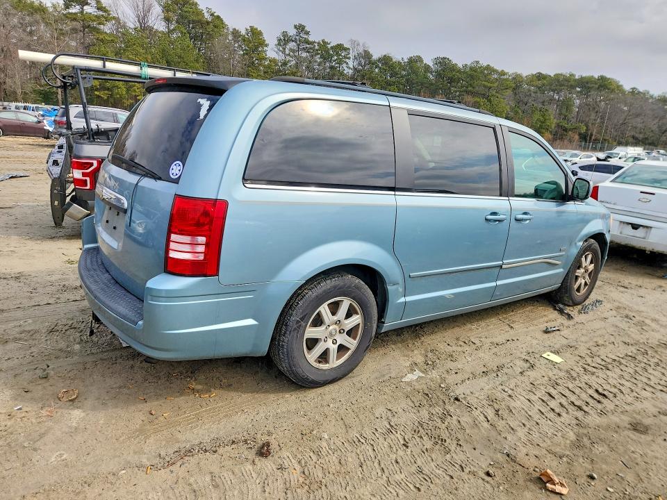 2008 Chrysler Town & Country მანქანა იყიდება აუქციონზე, vin: 2A8HR54P28R720150, აუქციონის ნომერი: 79735105