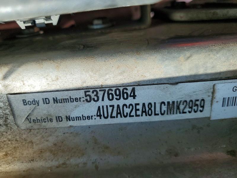 Продаж на аукціоні авто 2020 Freightliner Chassis, vin: 4UZAC2EA8LCMK2959, номер лоту: 67223046