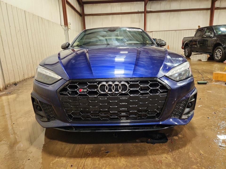 45823386 :رقم المزاد ، WAUP4AF52MA011624 vin ، 2021 Audi S5 مزاد بيع
