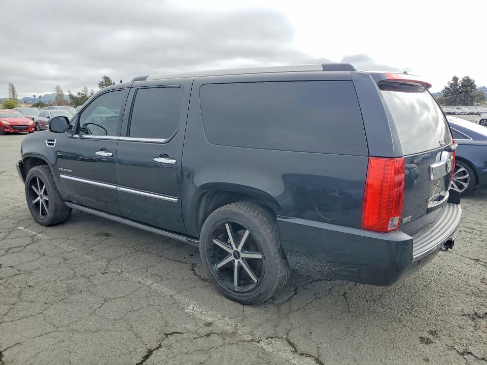 2011 Cadillac Escalade მანქანა იყიდება აუქციონზე, vin: 1GYS4JEF8BR298631, აუქციონის ნომერი: 79513605
