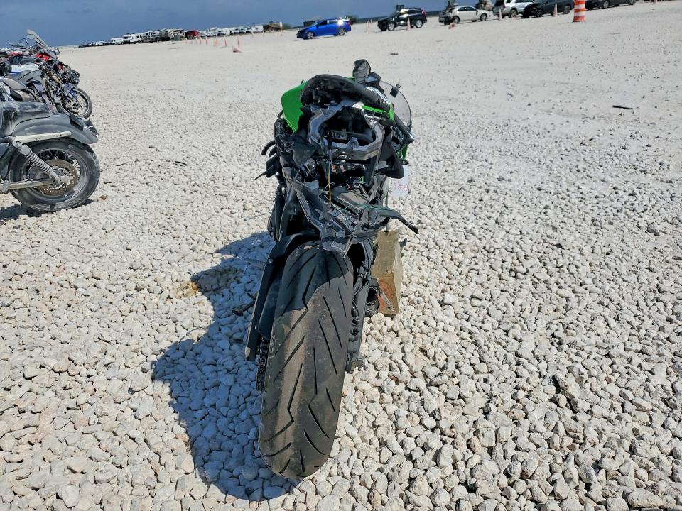 Продажа на аукционе авто 2025 Kawasaki Zx636, vin: JKBZXJK1XSA011640, номер лота: 47337946