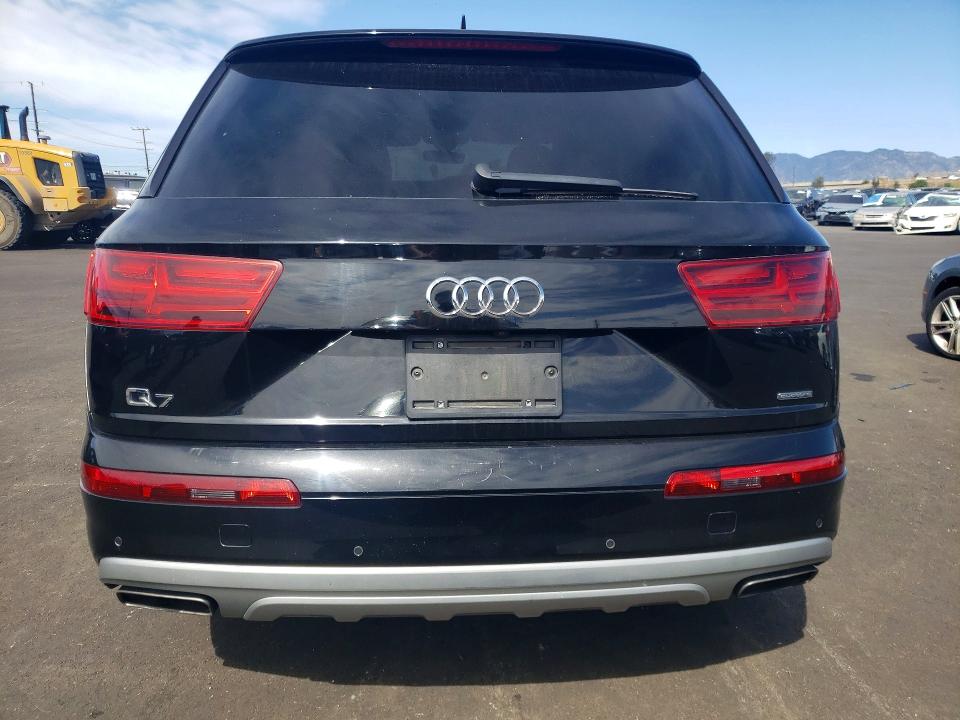 Продаж на аукціоні авто 2018 Audi Q7, vin: WA1LHAF70JD040731, номер лоту: 41645206