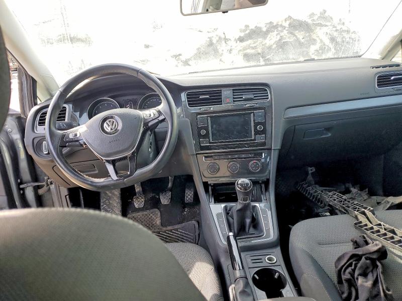 79832085 :رقم المزاد ، 3VWB17AU0JM288856 vin ، 2018 Volkswagen Golf مزاد بيع