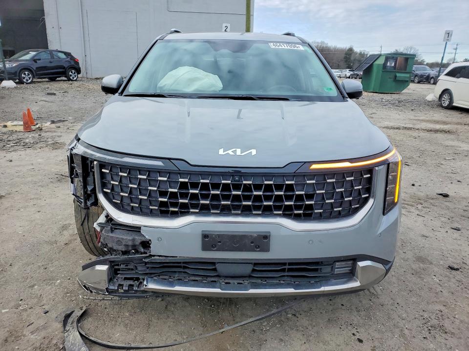 Продаж на аукціоні авто 2025 Kia Carnival, vin: KNDNE5K36S6504676, номер лоту: 46417096