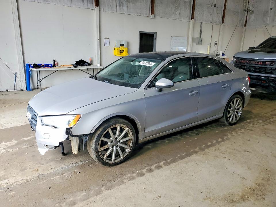 79513565 :رقم المزاد ، WAUCJGFF2F1028655 vin ، 2015 Audi A3 مزاد بيع