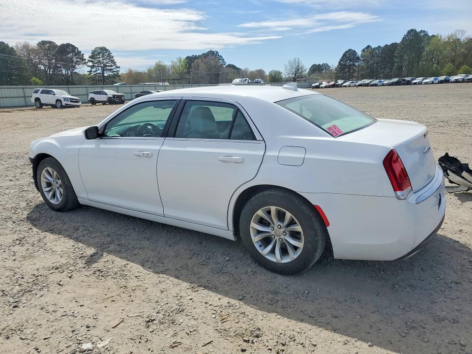 46564116 :رقم المزاد ، 2C3CCAAG8FH792493 vin ، 2015 Chrysler 300 مزاد بيع