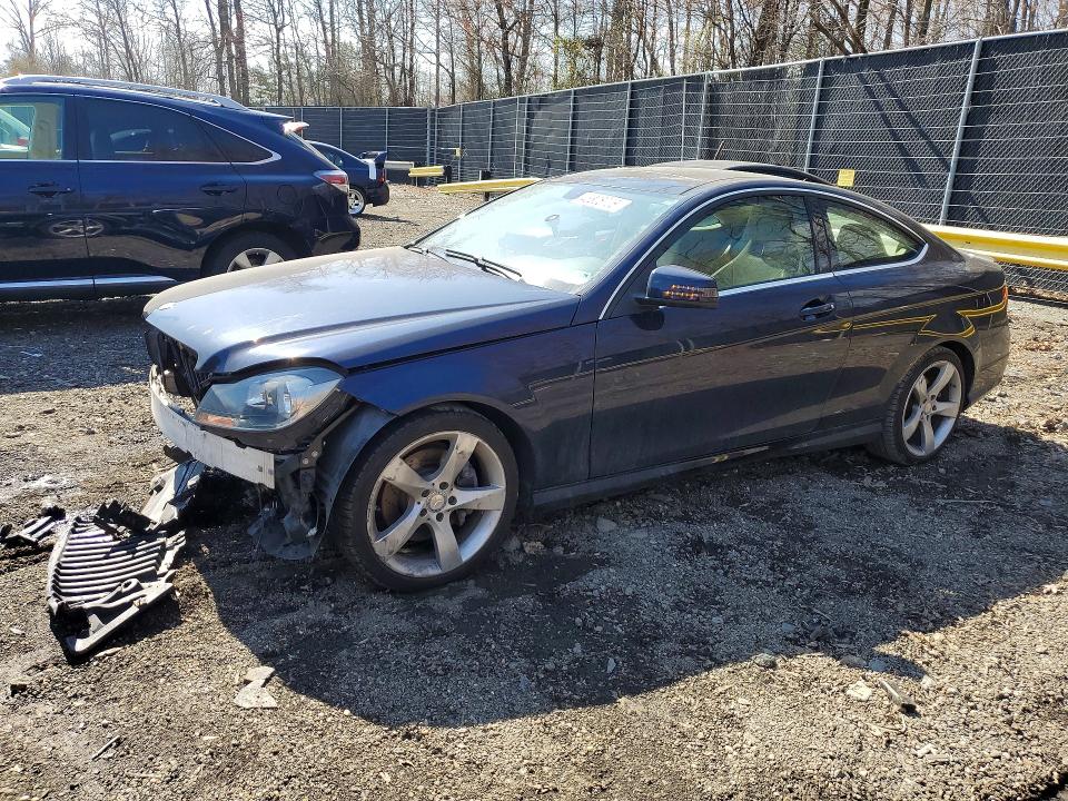 Продажа на аукционе авто 2014 Mercedes-benz C, vin: WDDGJ8JB6EG228597, номер лота: 45806596