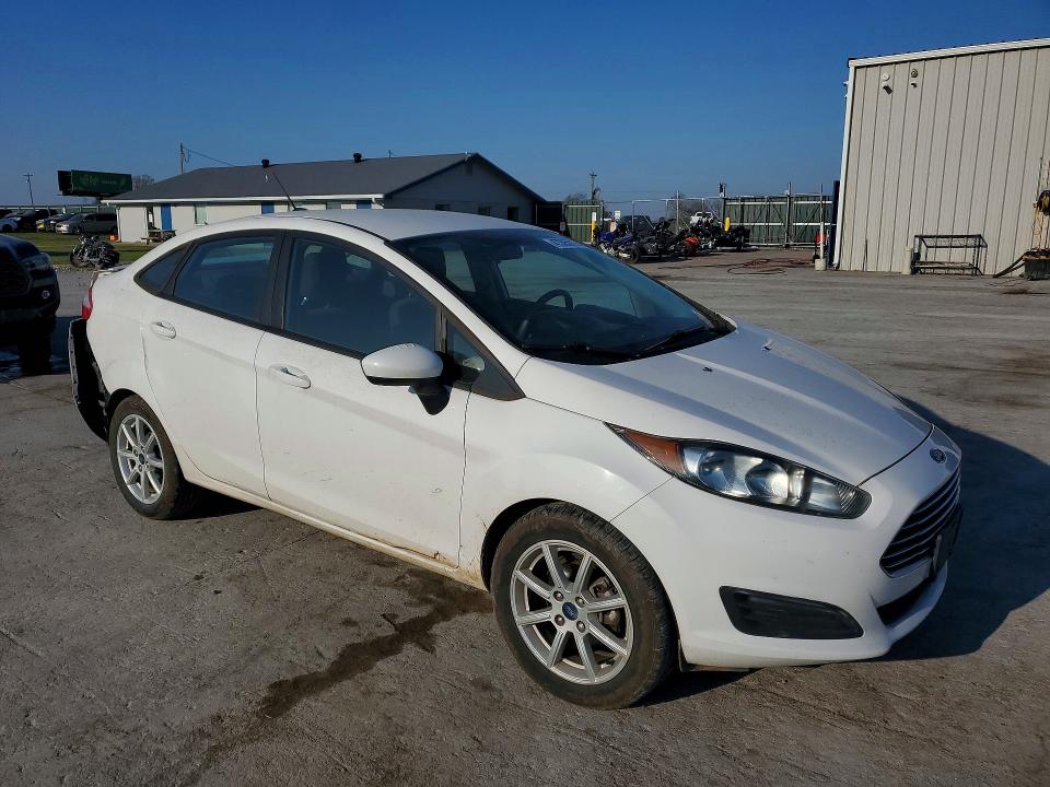 2019 Ford Fiesta მანქანა იყიდება აუქციონზე, vin: 3FADP4BJ5KM143557, აუქციონის ნომერი: 47305676