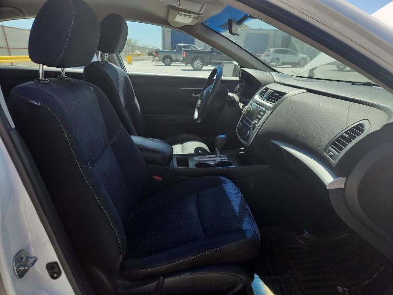 Продажа на аукционе авто 2016 Nissan Altima, vin: 1N4AL3AP5GN382098, номер лота: 46950516