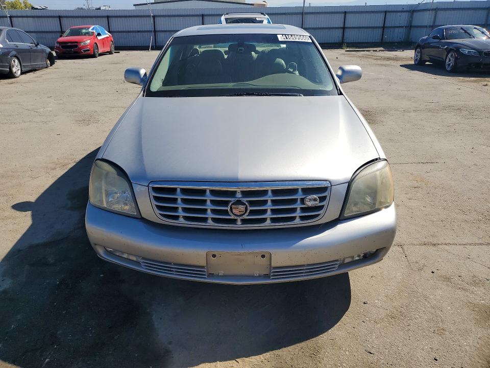 41649566 :رقم المزاد ، 1G6KF57924U255176 vin ، 2004 Cadillac Deville مزاد بيع