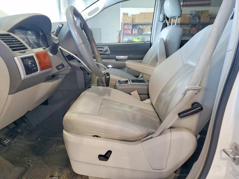 2008 Chrysler Town & Country მანქანა იყიდება აუქციონზე, vin: 2A8HR54P48R668200, აუქციონის ნომერი: 79998155