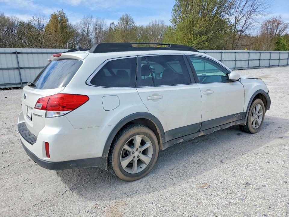 2014 Subaru Outback მანქანა იყიდება აუქციონზე, vin: 4S4BRCLC3E3298213, აუქციონის ნომერი: 46279886