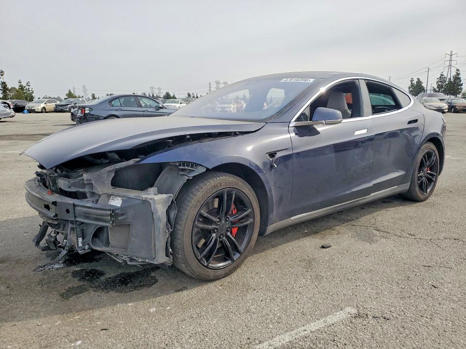 2014 Tesla Model S მანქანა იყიდება აუქციონზე, vin: 5YJSA1H11EFP55806, აუქციონის ნომერი: 47610396