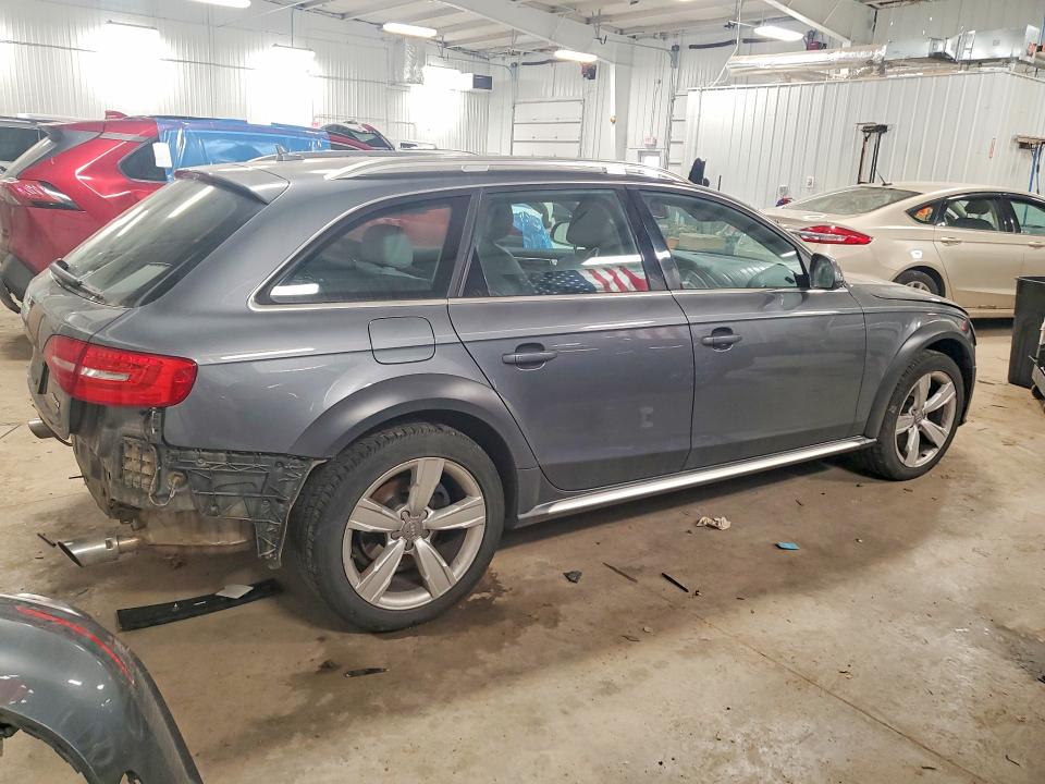 Продаж на аукціоні авто 2014 Audi A4 Allroad, vin: WA1UFAFL1EA116049, номер лоту: 46722036