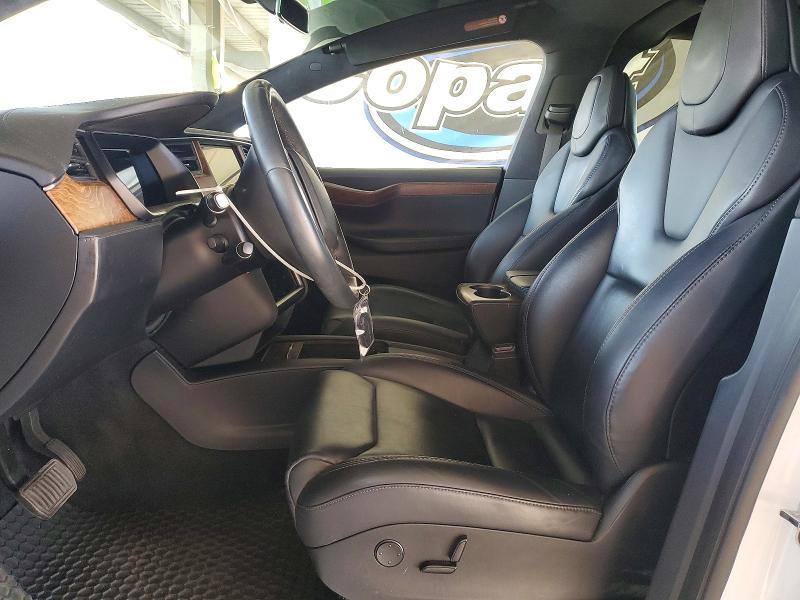 41616976 :رقم المزاد ، 5YJXCAE20KF207269 vin ، 2019 Tesla Model X مزاد بيع