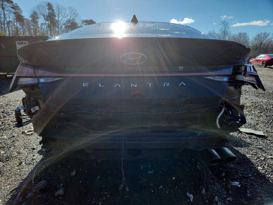 Продаж на аукціоні авто 2022 Hyundai Elantra, vin: KMHLR4AF2NU305475, номер лоту: 45946836